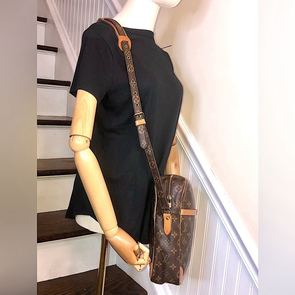 LOUIS VUITTON DANUBE MM Monogram Tote Crossbody Shoulder Strap Authentic SL873 - Picture 7 of 17